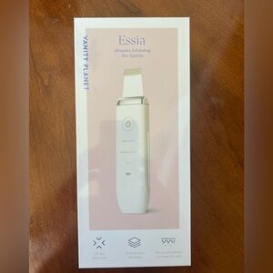 Exfoliating skin spatula